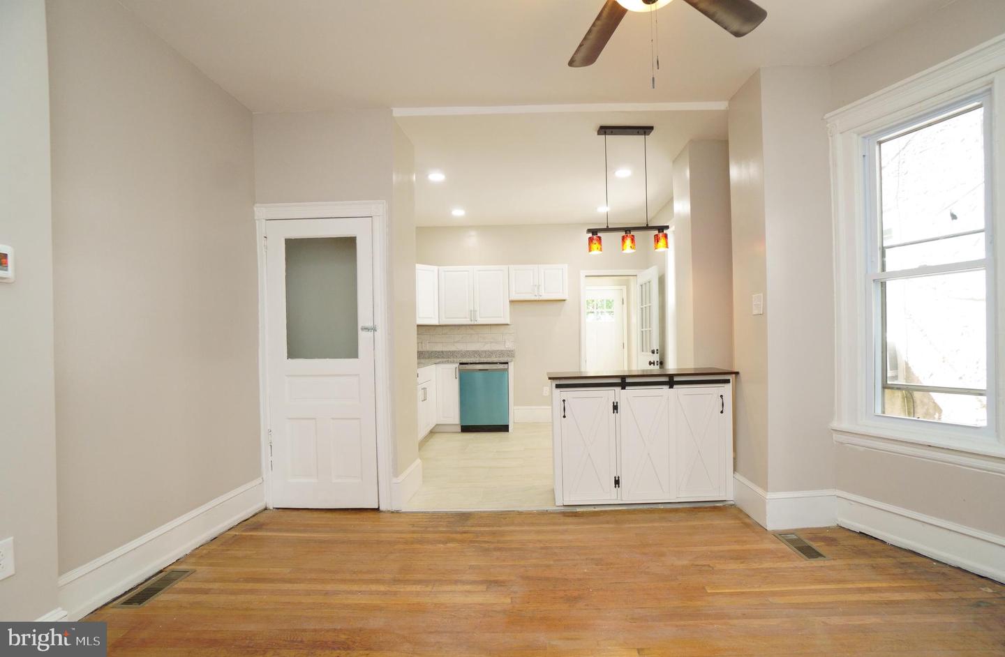 6038 Sansom St Property Photo 25