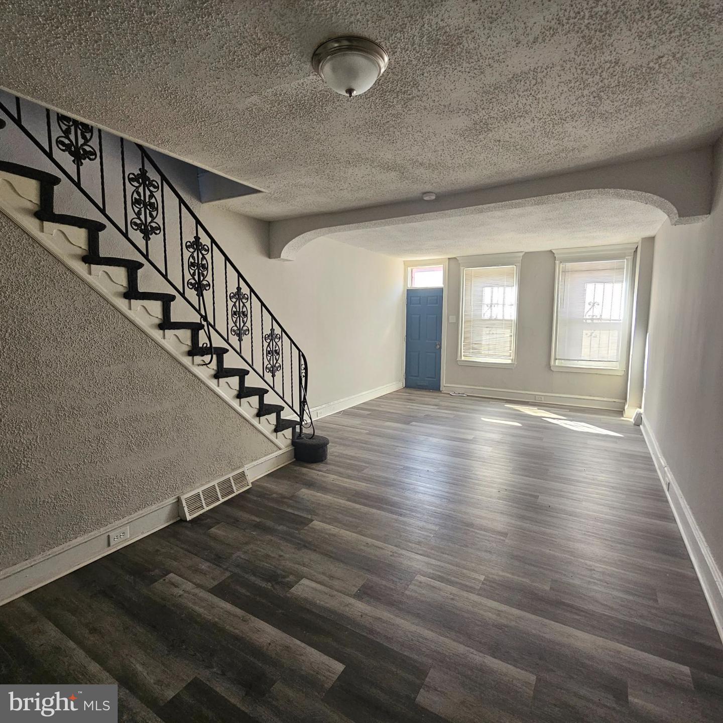 3963 Wyalusing Ave Property Photo 3