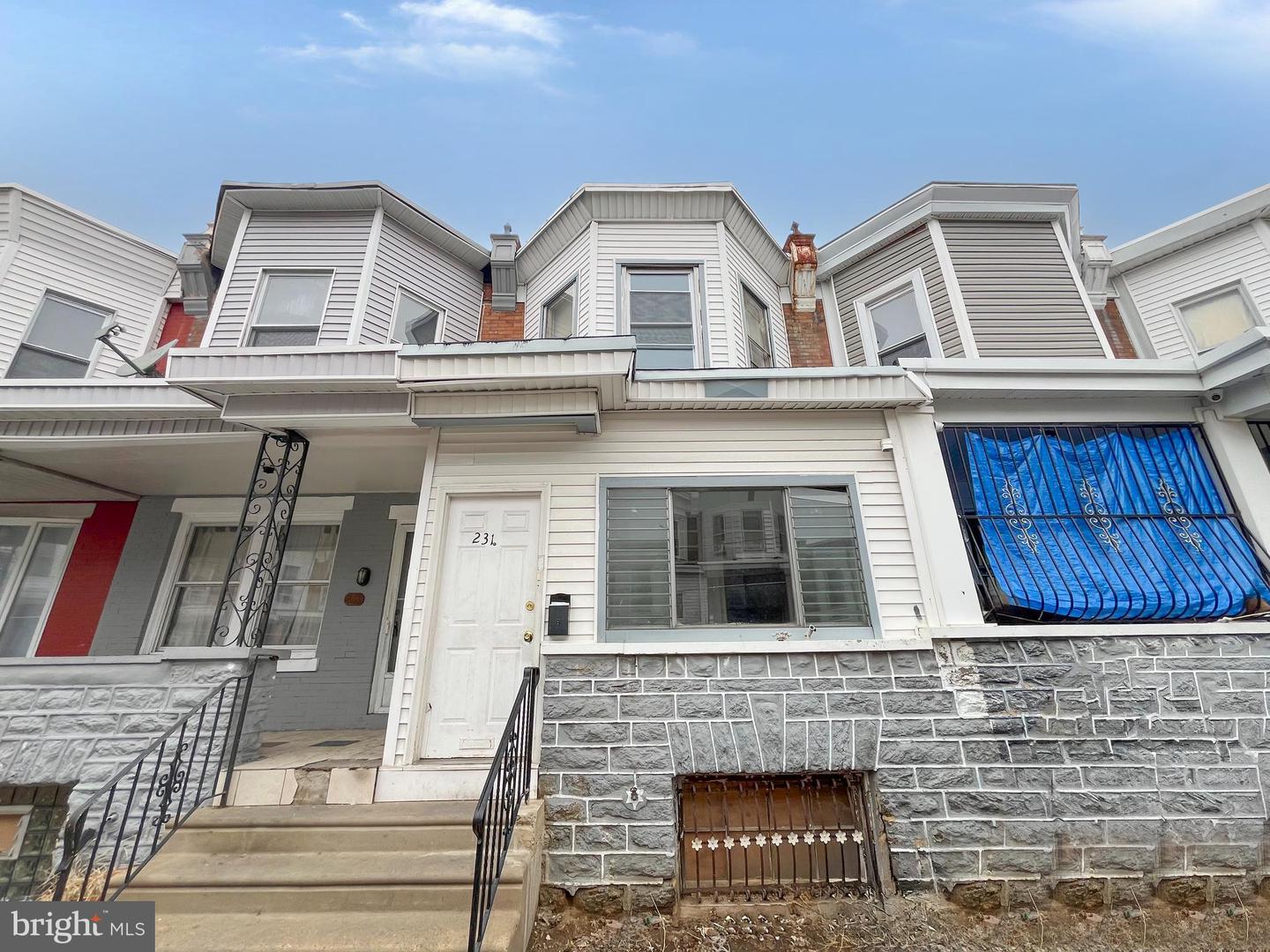 231 W Albanus St Property Photo 1