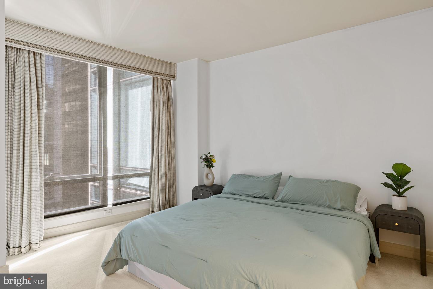 1414 S Penn Sq #6h Property Photo 15
