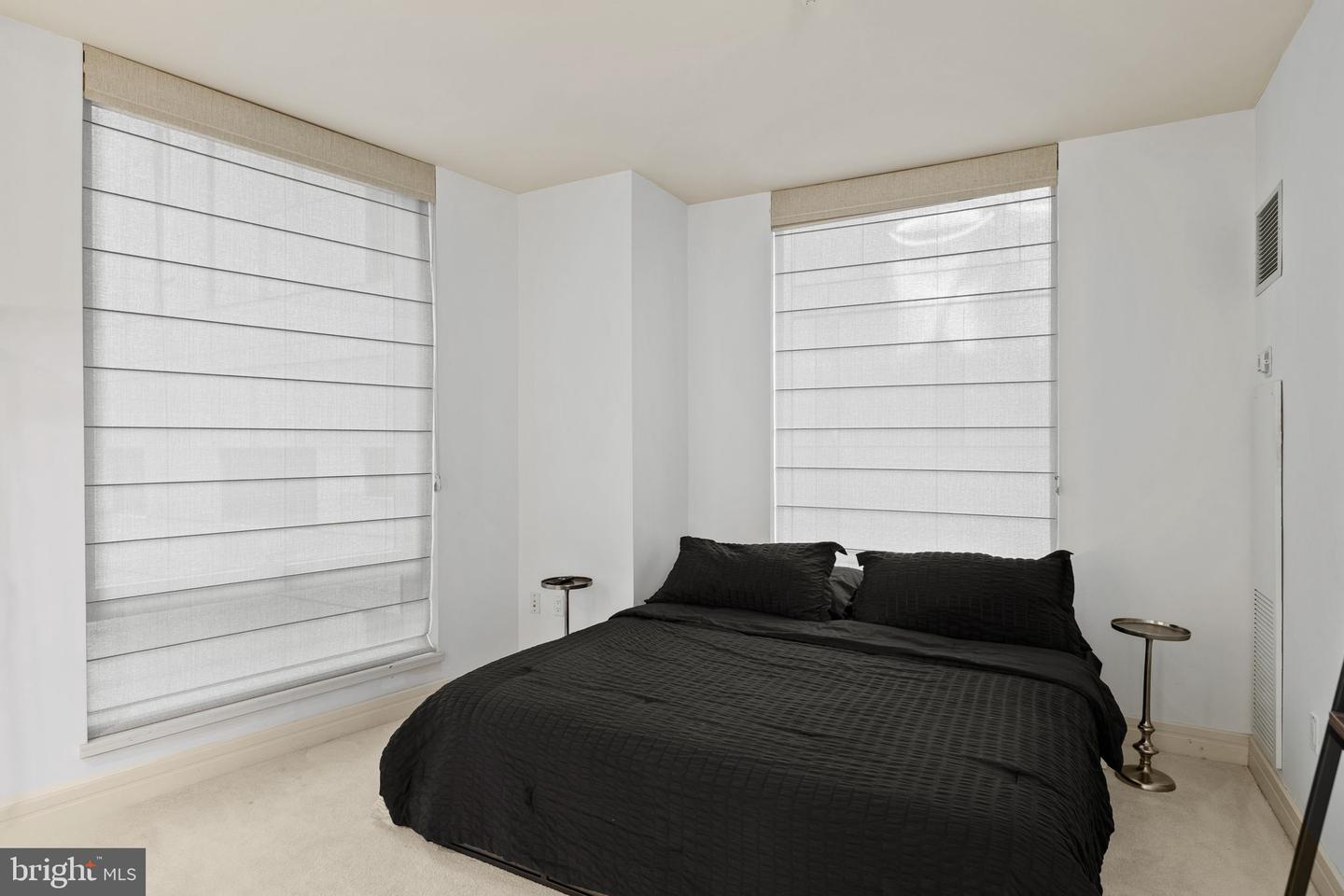 1414 S Penn Sq #6h Property Photo 16