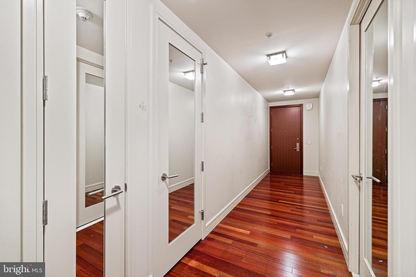 1414 S Penn Sq #6h Property Photo 20