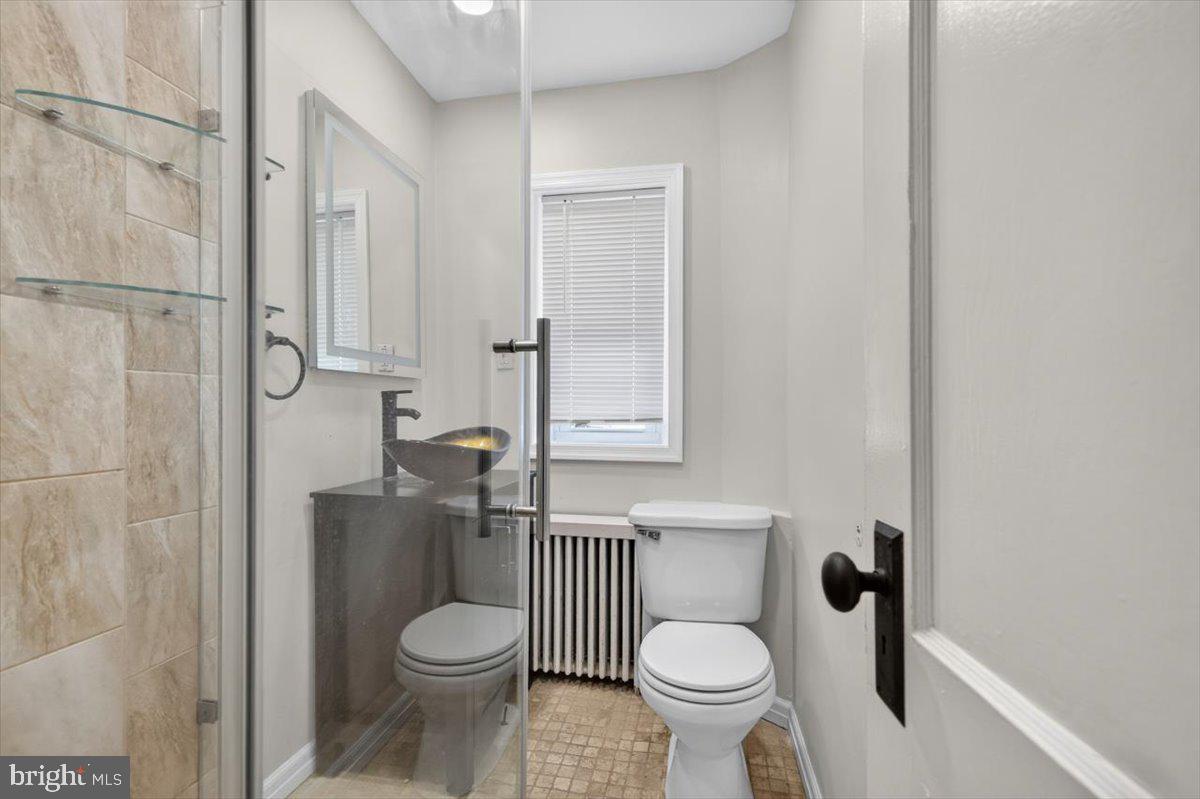 444 Lemonte St Property Photo 18