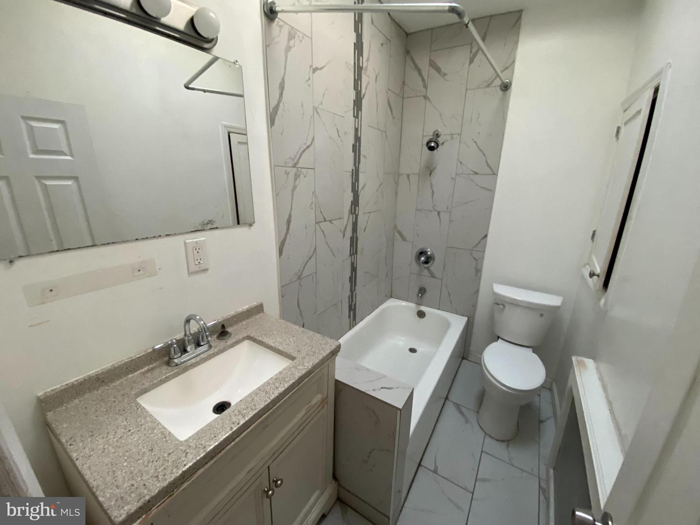 527 S Conestoga St Property Photo 13