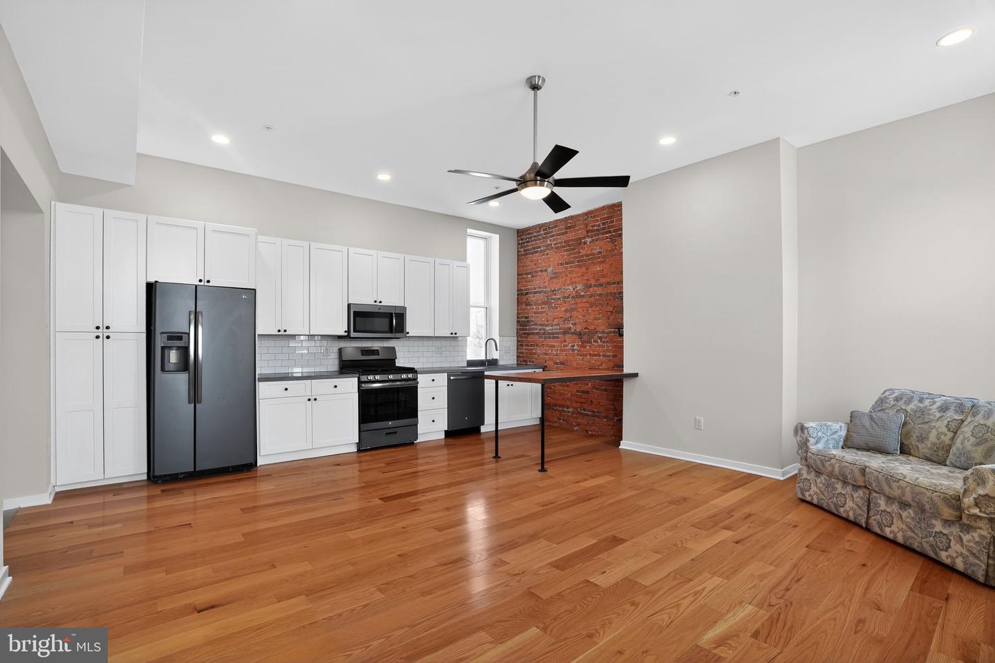 1326-28 N 5th St #5 Property Photo 7