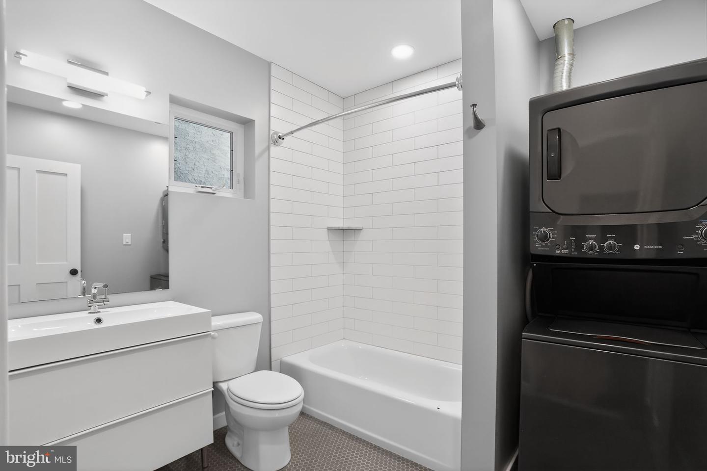 1326-28 N 5th St #5 Property Photo 16