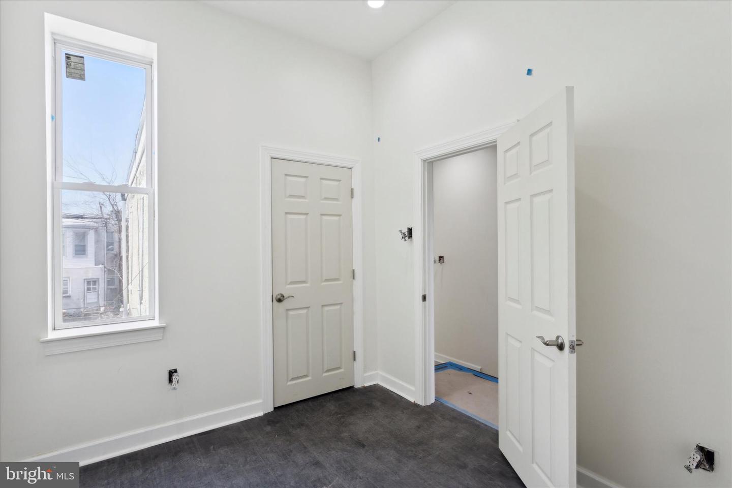 3054 N 15th St Property Photo 18