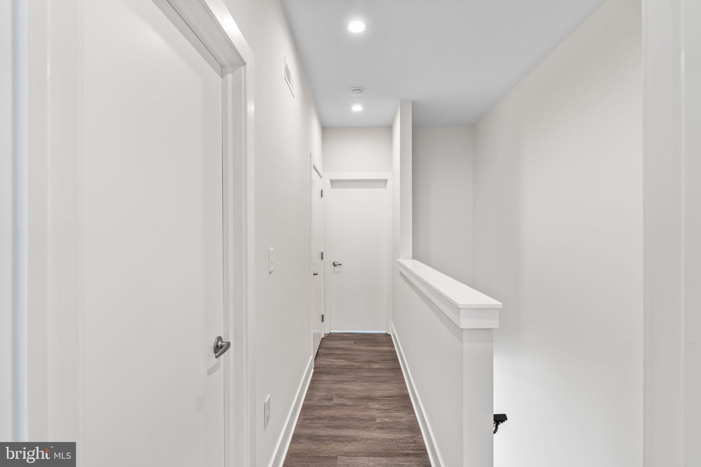 1207 N Etting St Property Photo 9