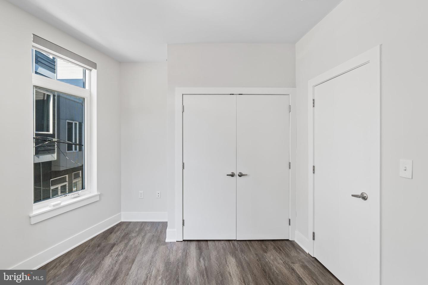 1207 N Etting St Property Photo 18