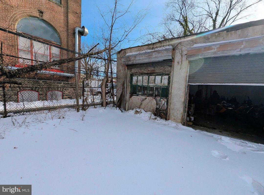 5657 Chew Ave Property Photo 12