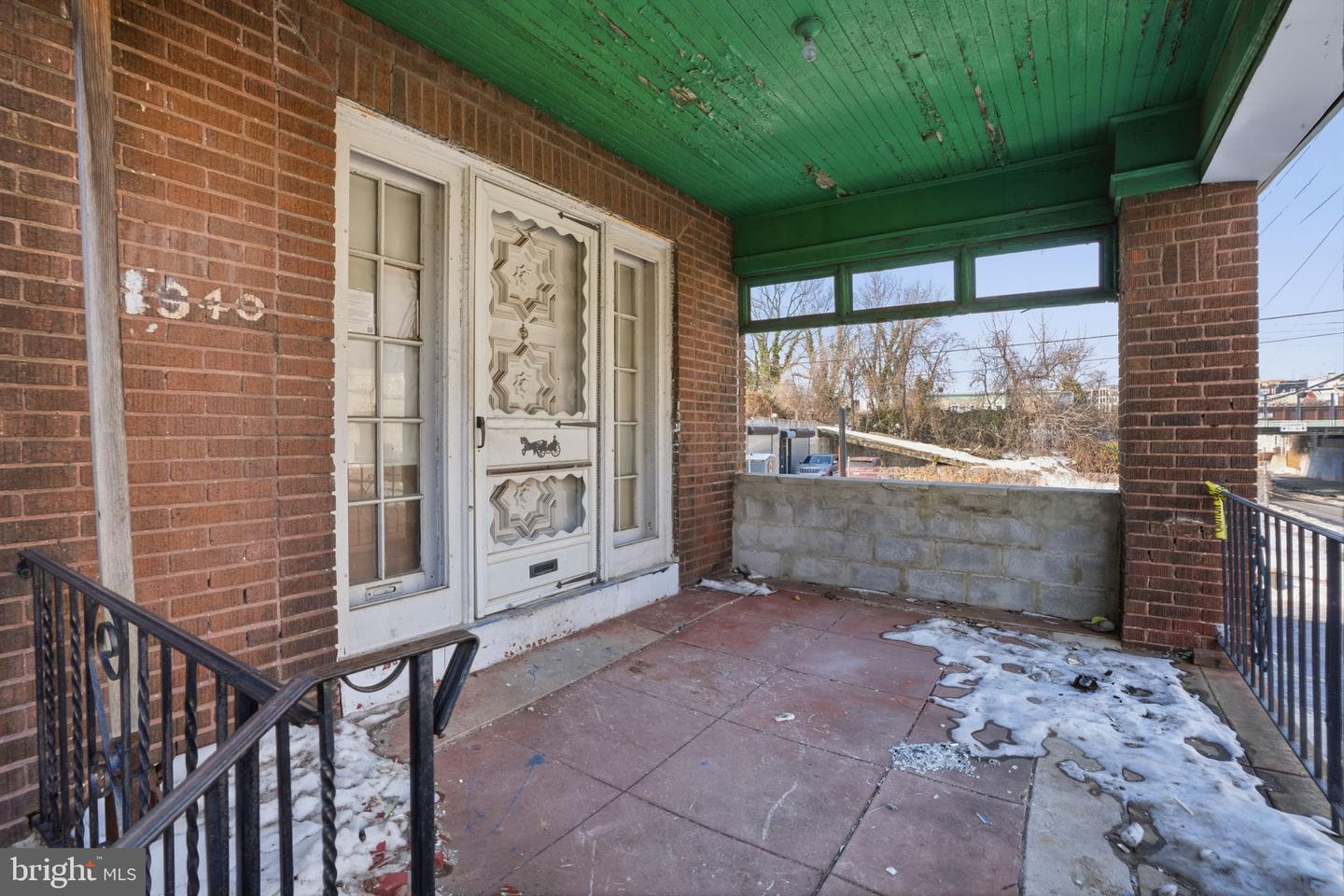 1940 W Venango St Property Photo 2