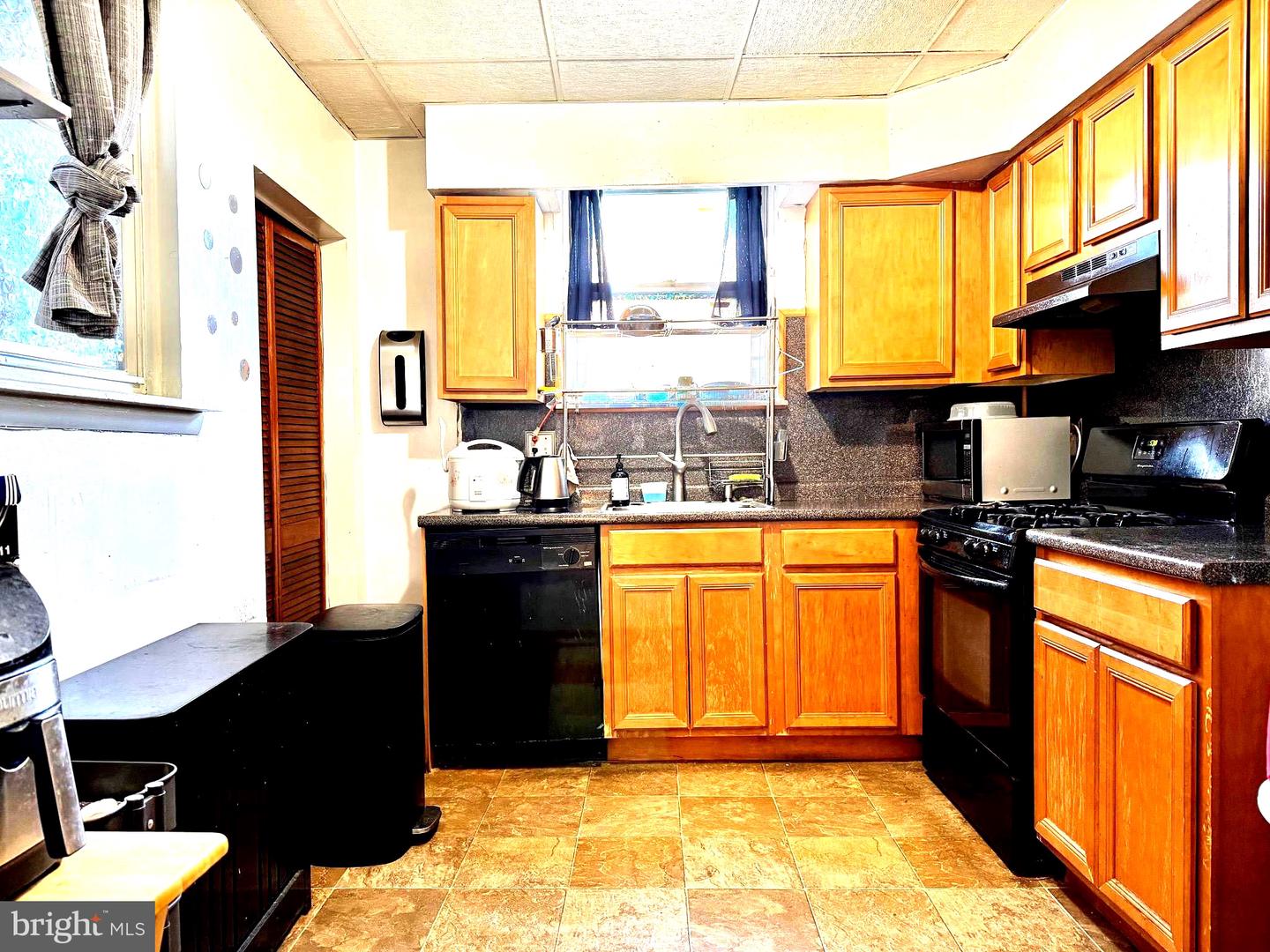 2149 E Sanger St Property Photo 30