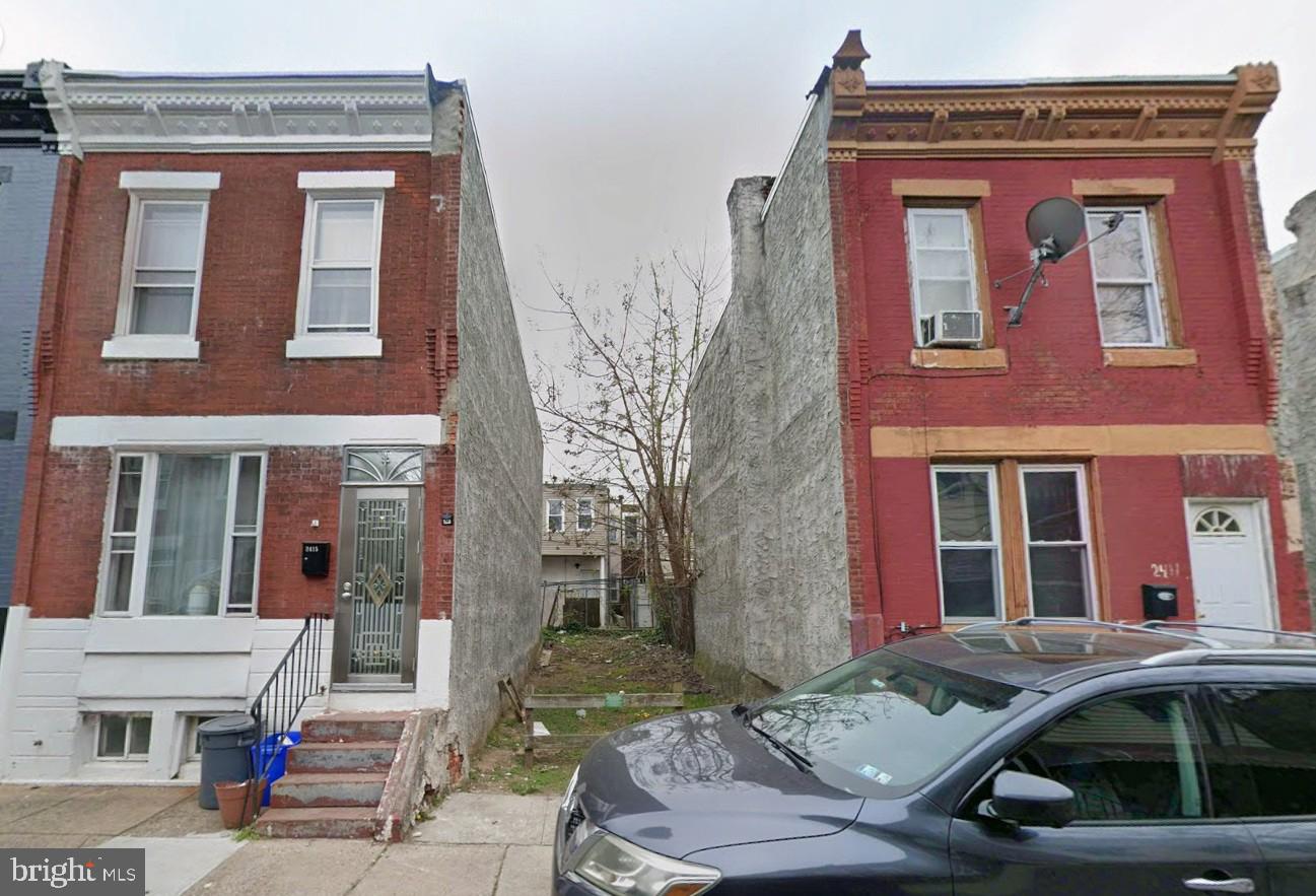 2413 N Gratz St Property Photo 1