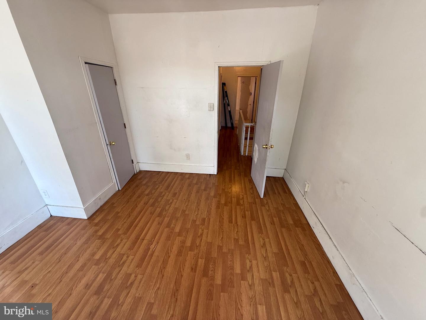 1539 W Tucker St Property Photo 15