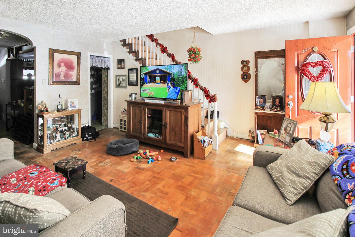 6602 Walker St Property Photo 4