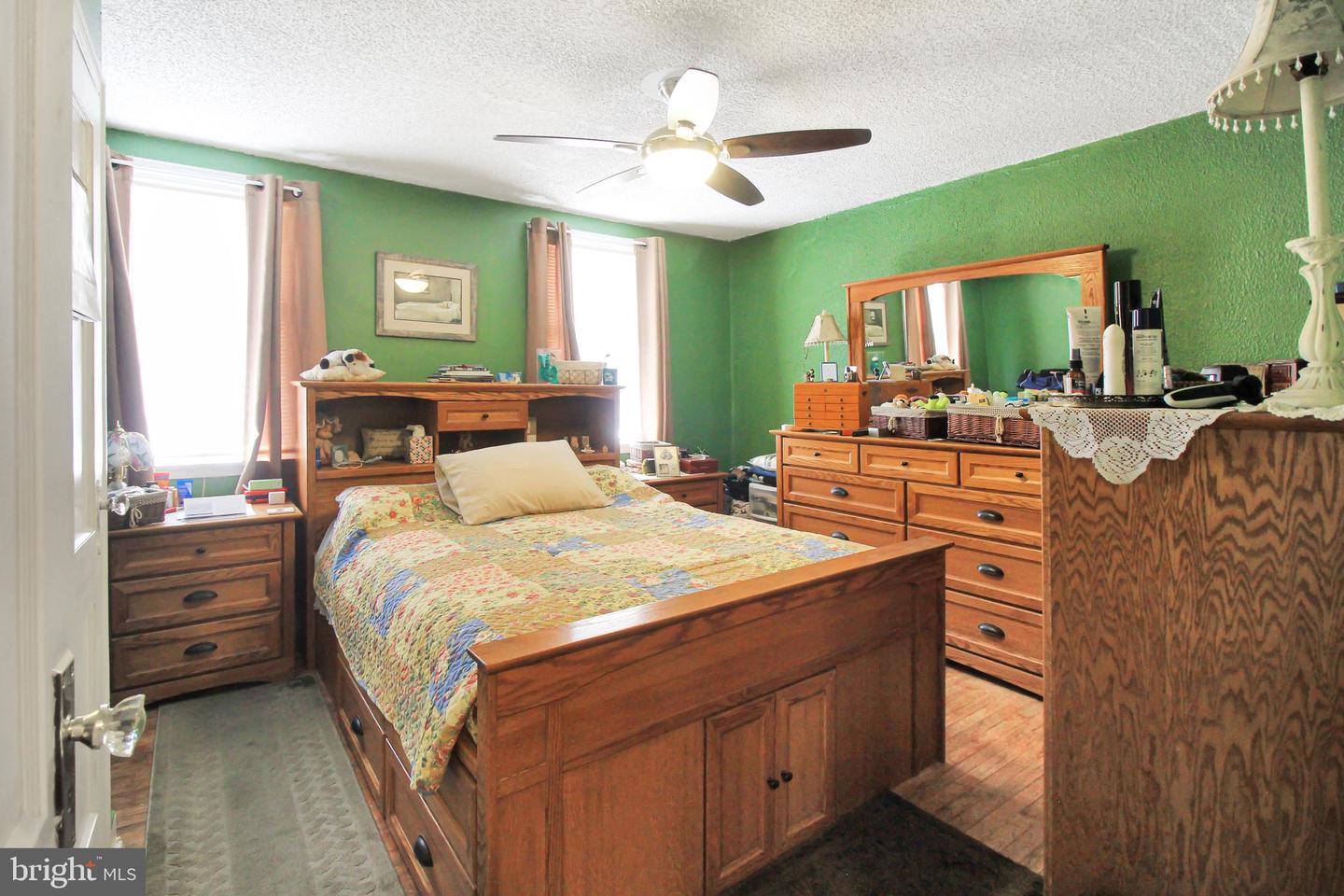6602 Walker St Property Photo 11