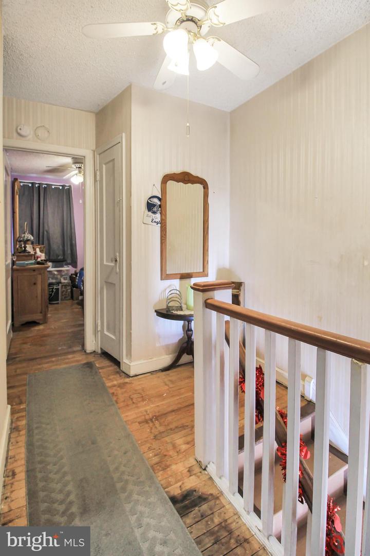 6602 Walker St Property Photo 14