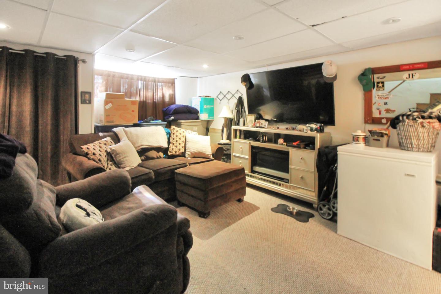 6602 Walker St Property Photo 17
