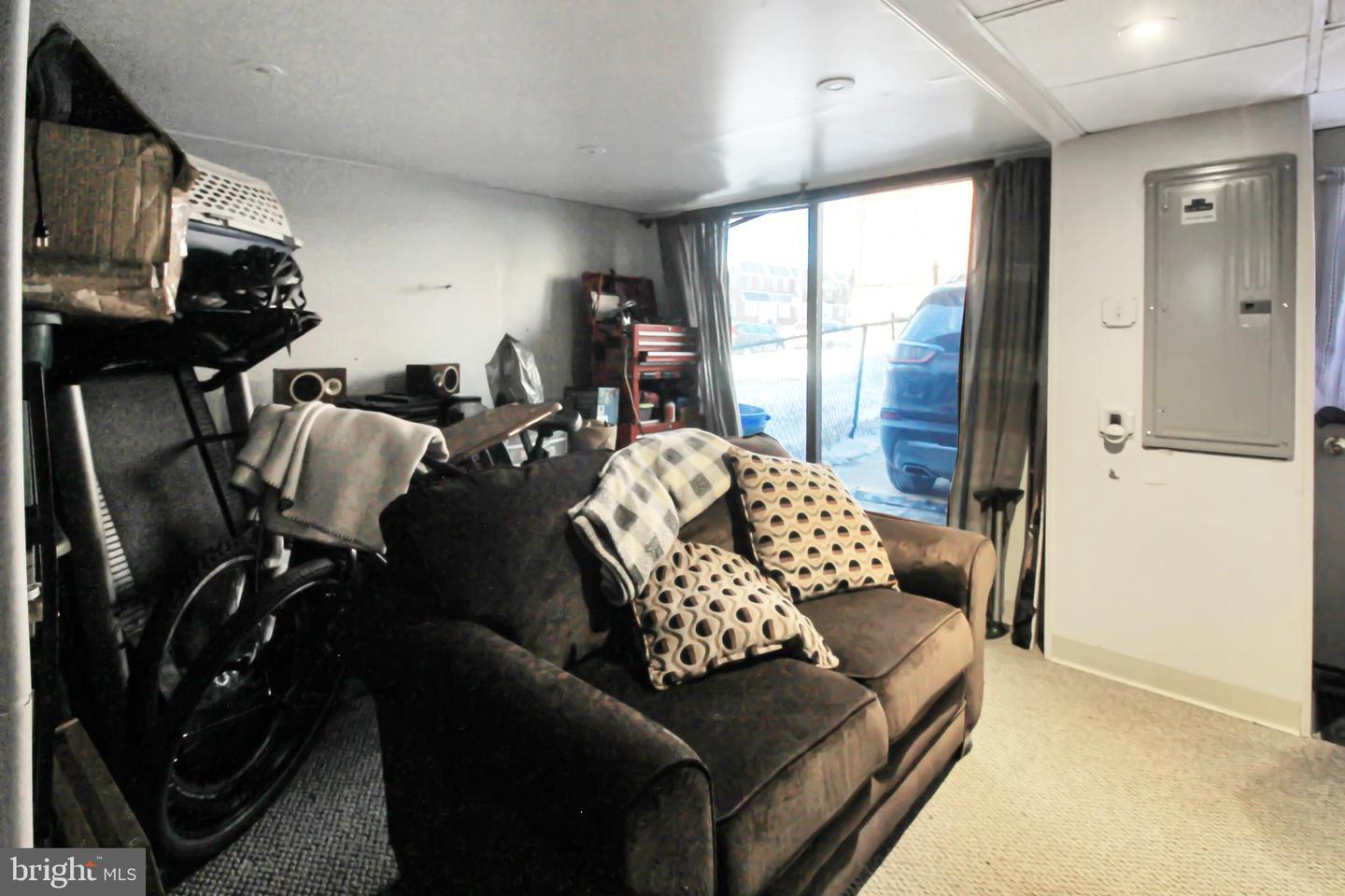 6602 Walker St Property Photo 18
