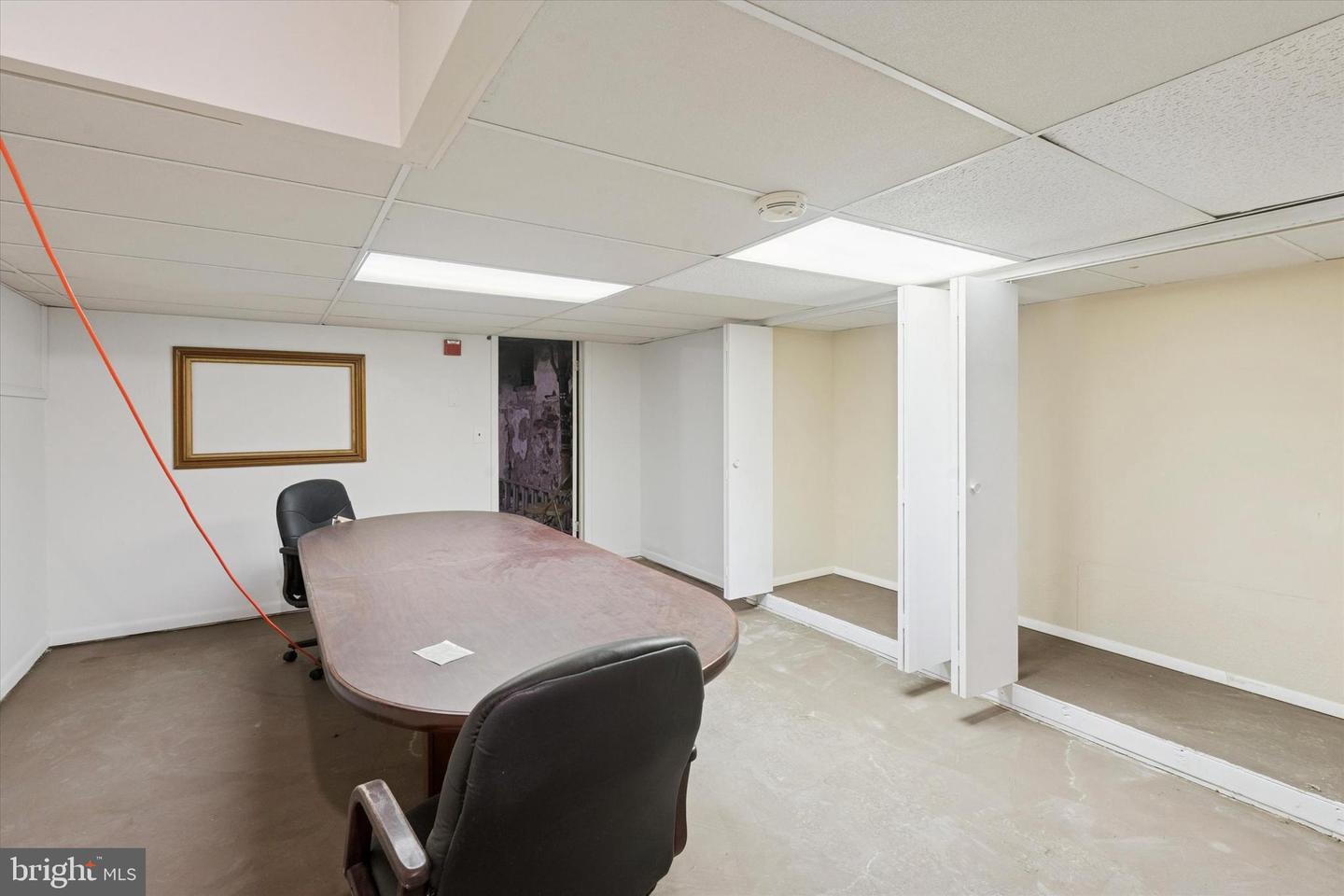 2206 S Broad St #1st Floor Property Photo 6