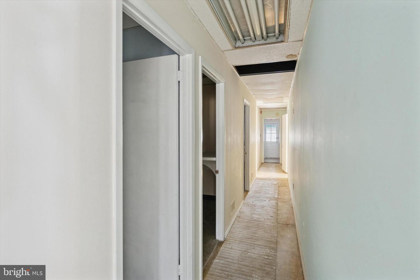 2206 S Broad St #1st Floor Property Photo 8
