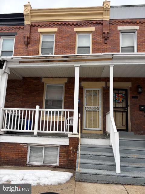 2501-04-06-07-13 S Gross St Property Photo 13