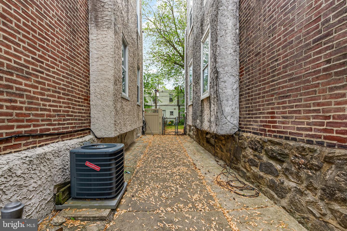 6125 Cottage St Property Photo 16