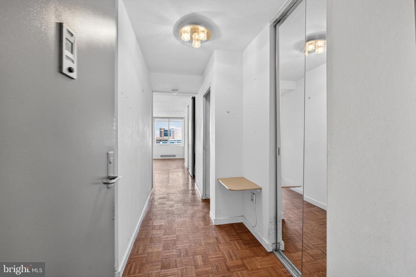 604-36 S Washington Sq #2506 Property Photo 3