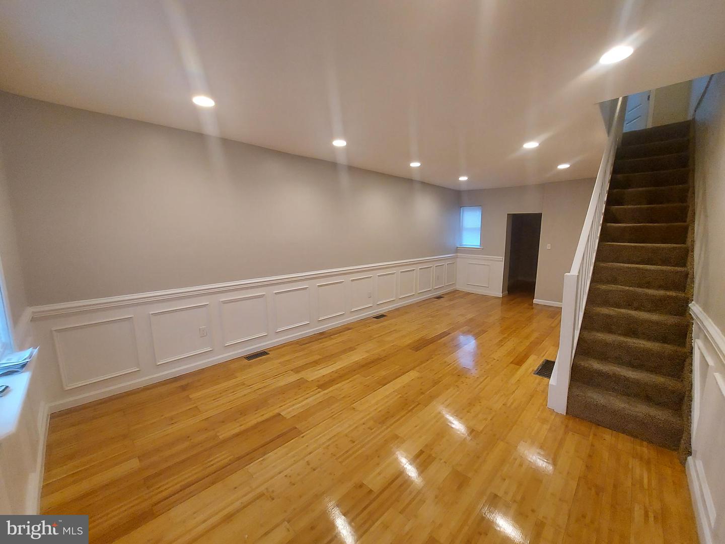 3139 Janney St Property Photo 2