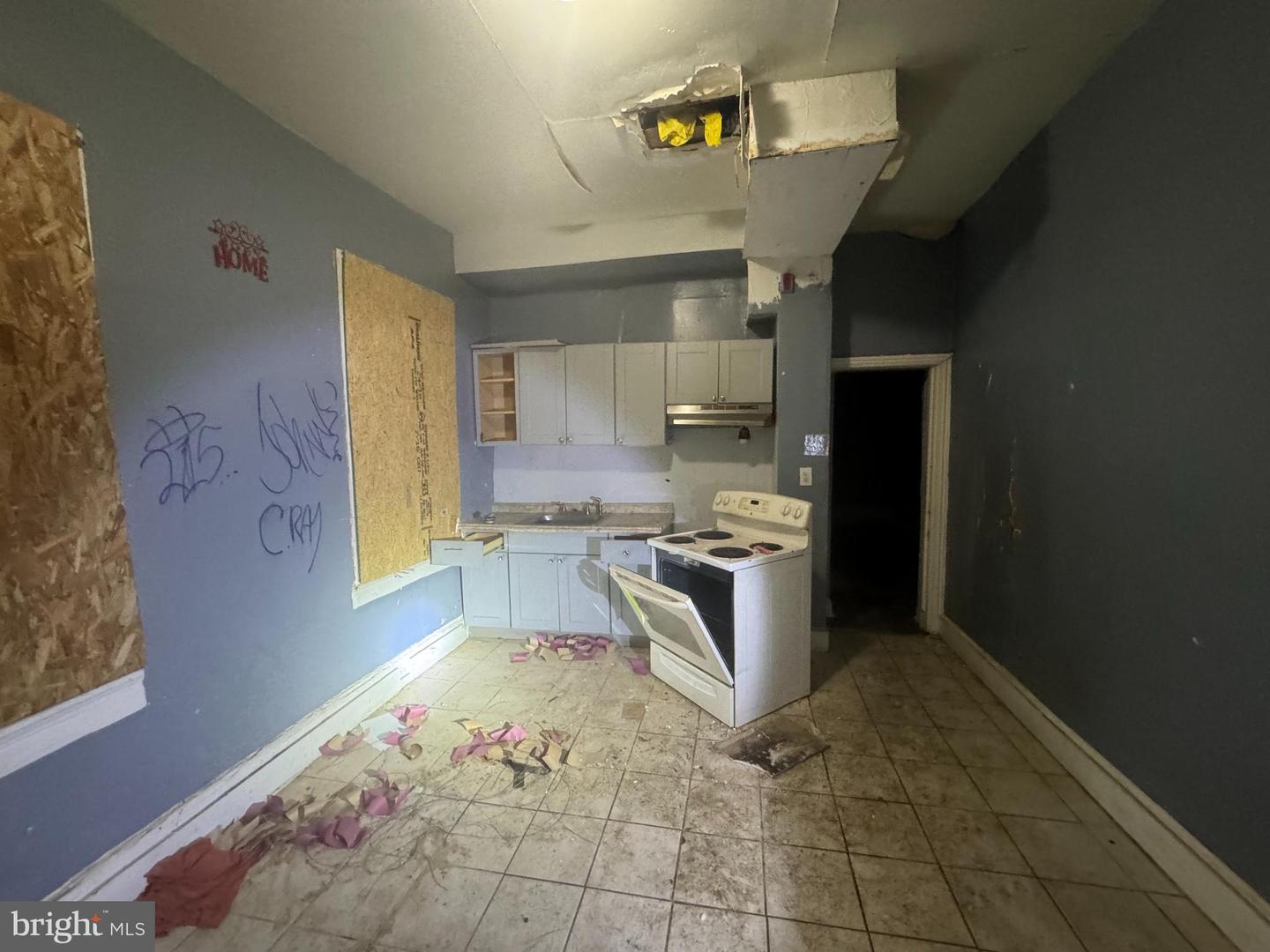 2918 D St Property Photo 2