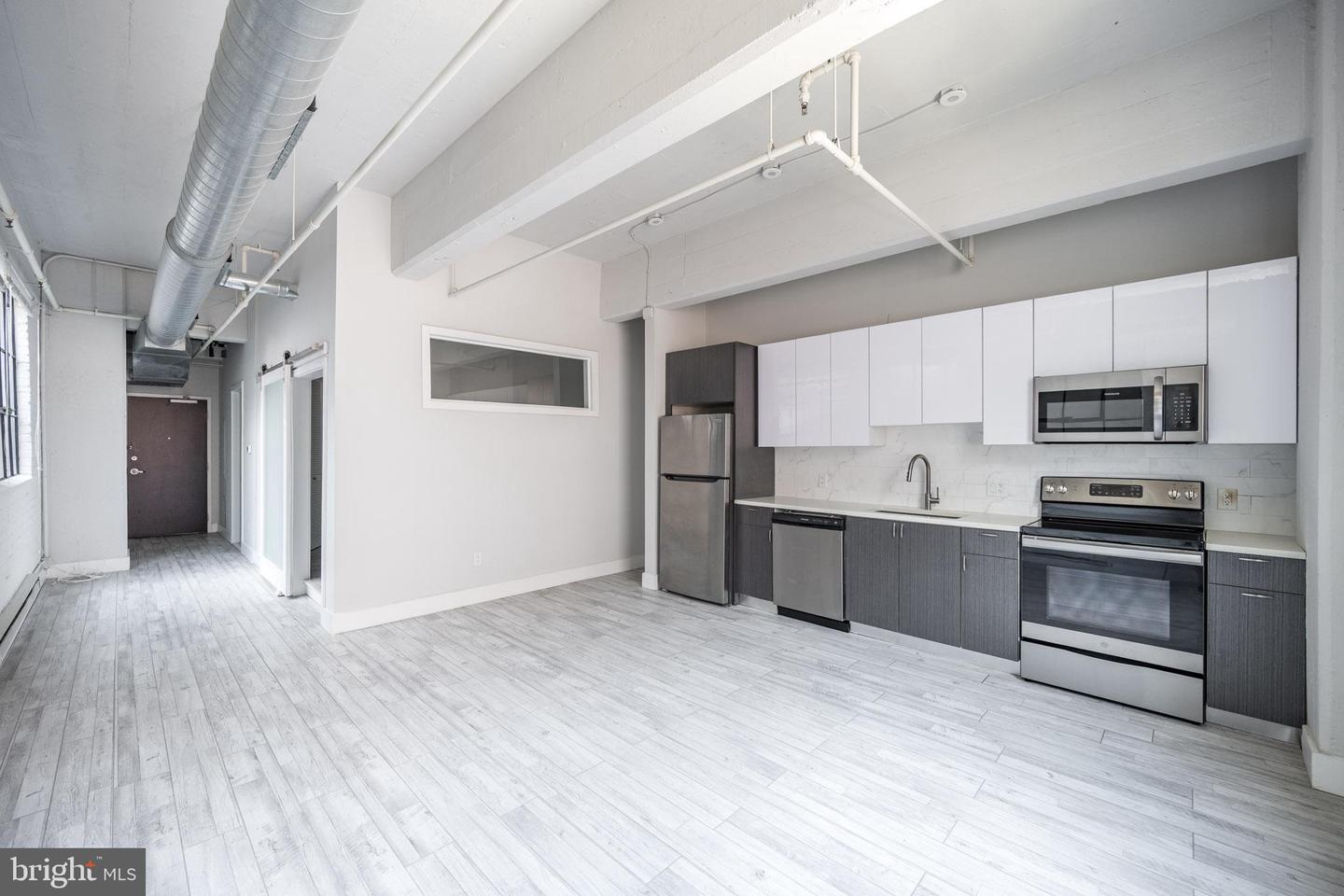 412 S 13th St #unit 208 Property Photo 4