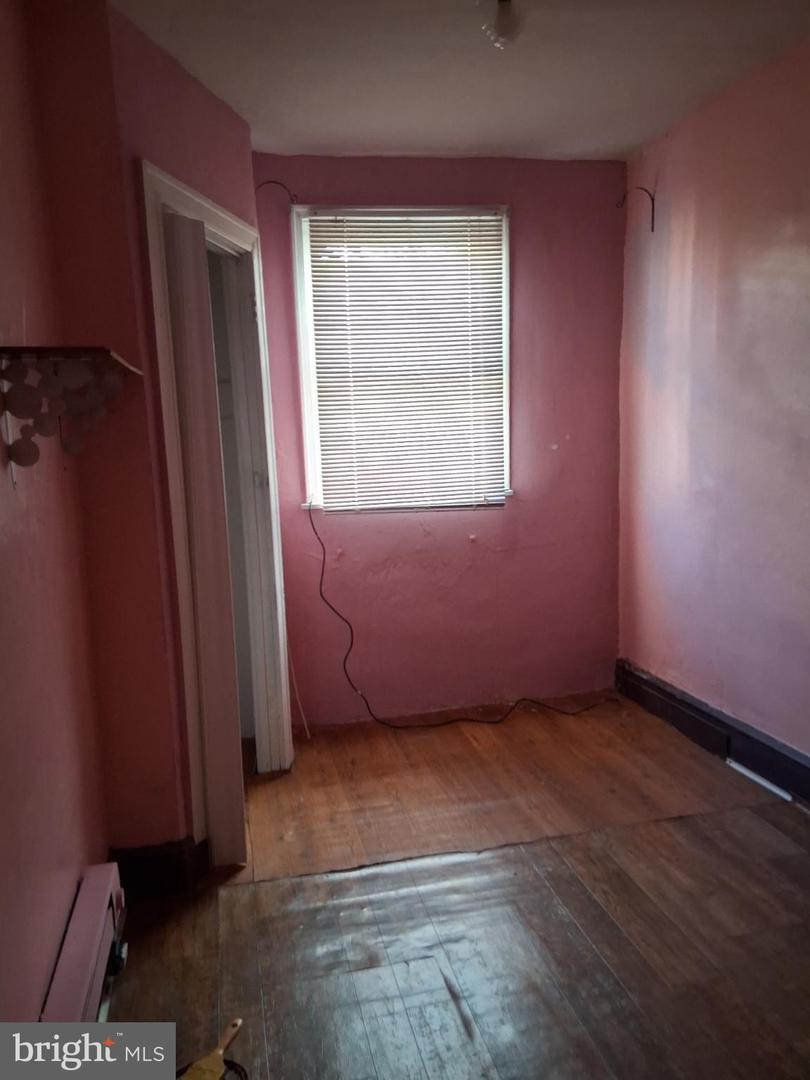 415 W Annsbury St Property Photo 30