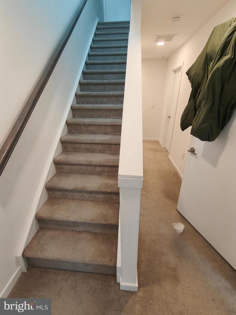 2004 Northbank Pl Property Photo 37