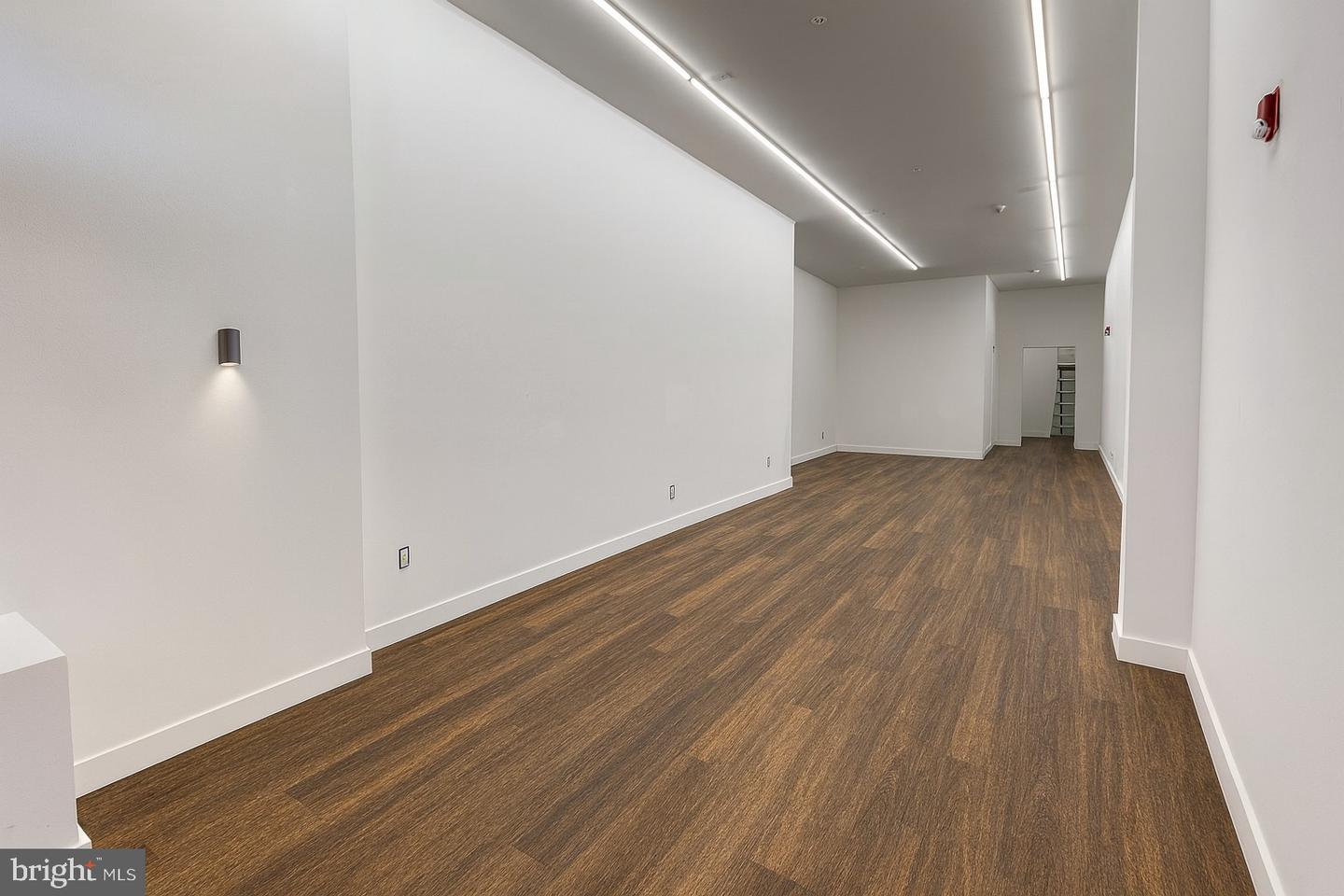 309 S 60TH ST #COMMERCIAL SPACE Property Photo 1
