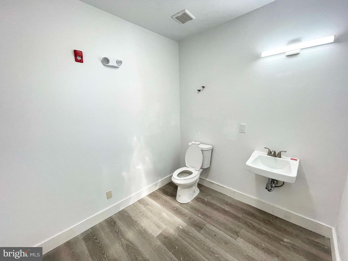 309 S 60th St #commercial Space Property Photo 5