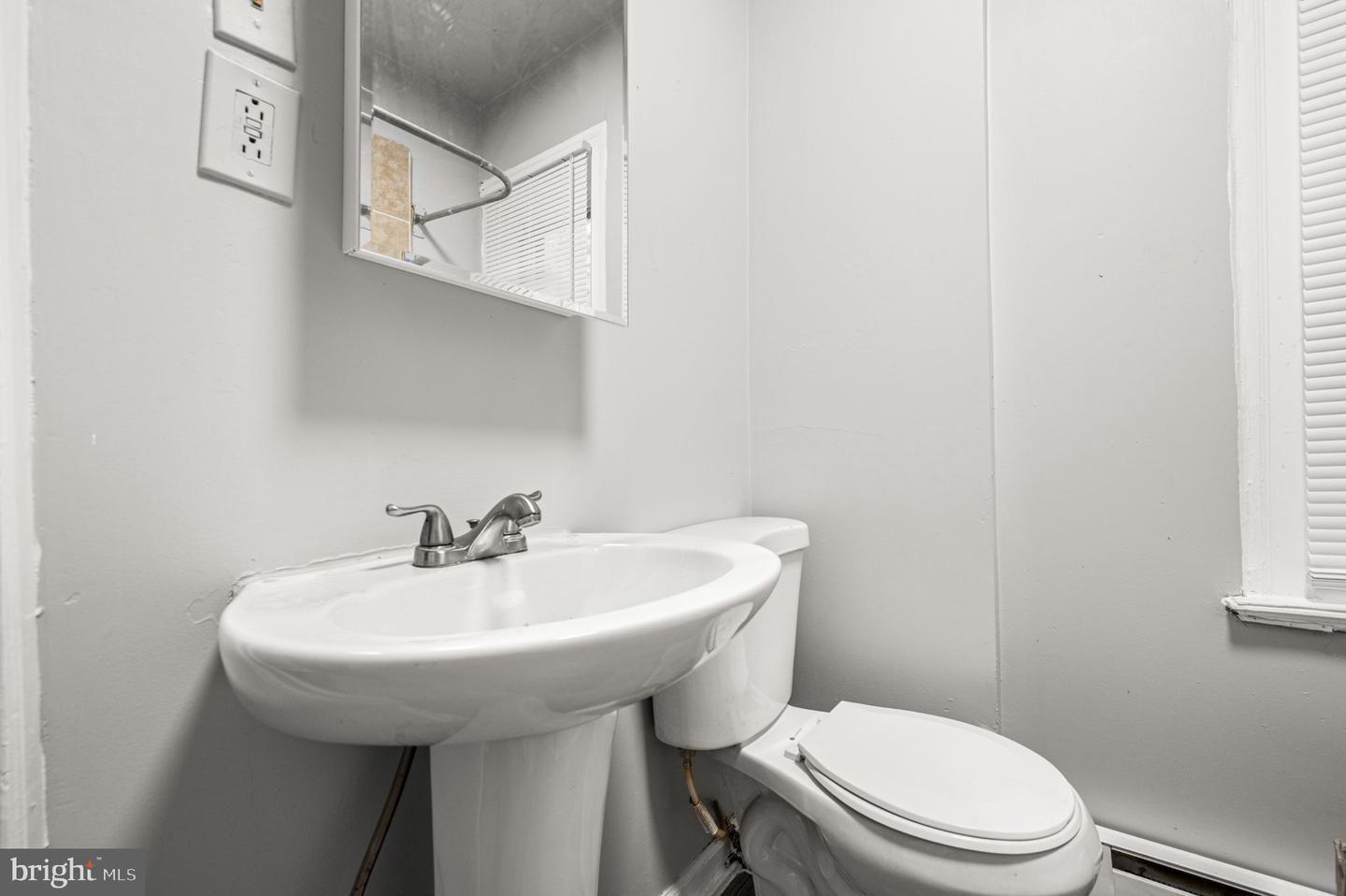 3254 Joyce St Property Photo 15