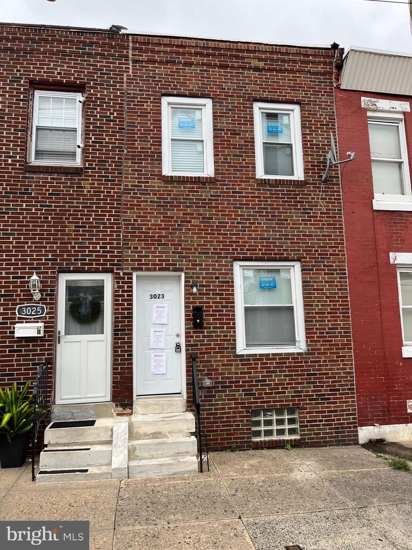 3023 B ST Property Photo 1