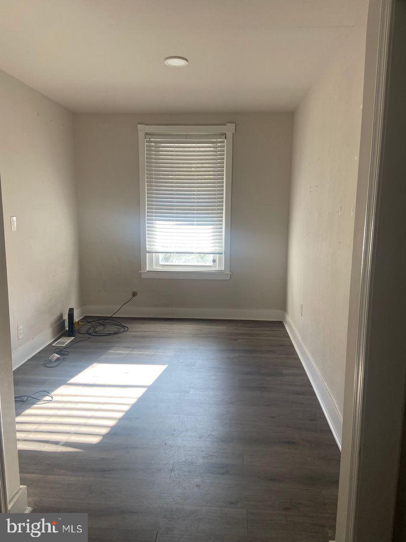 67 E Collom St Property Photo 6