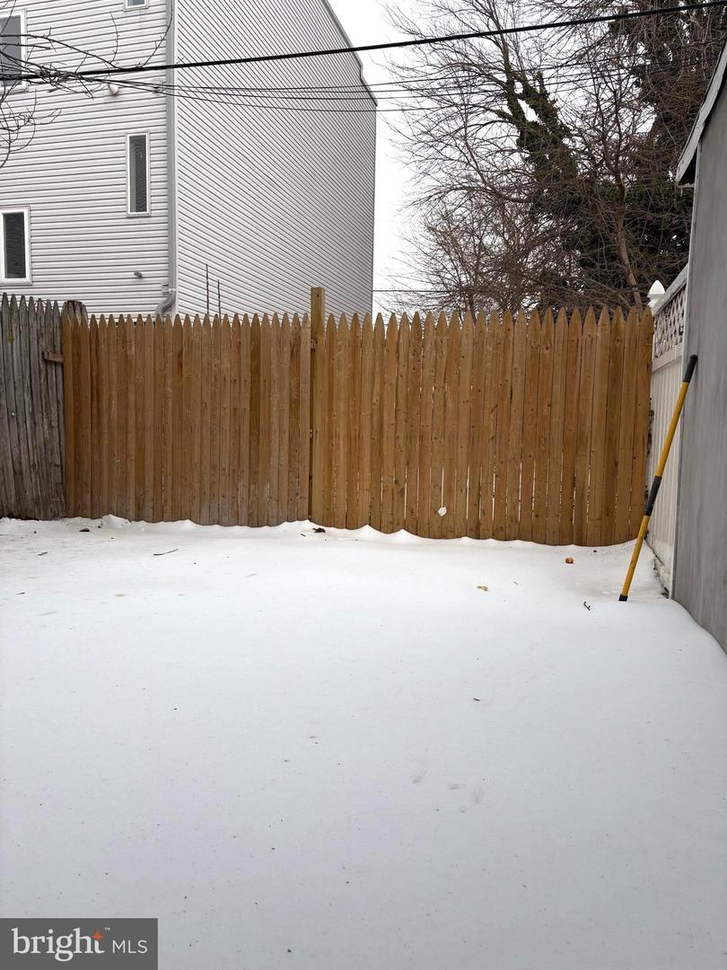 1919 E Huntingdon St Property Photo 20