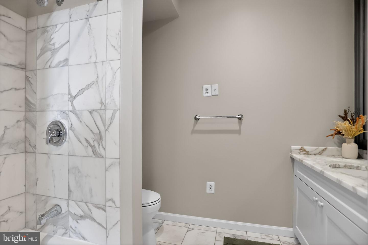 201-59 N 8th St #512 Property Photo 20