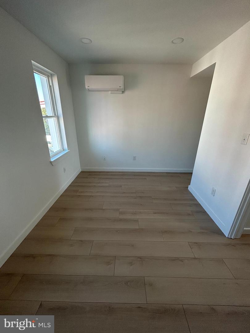 2408 Turner St Property Photo 11