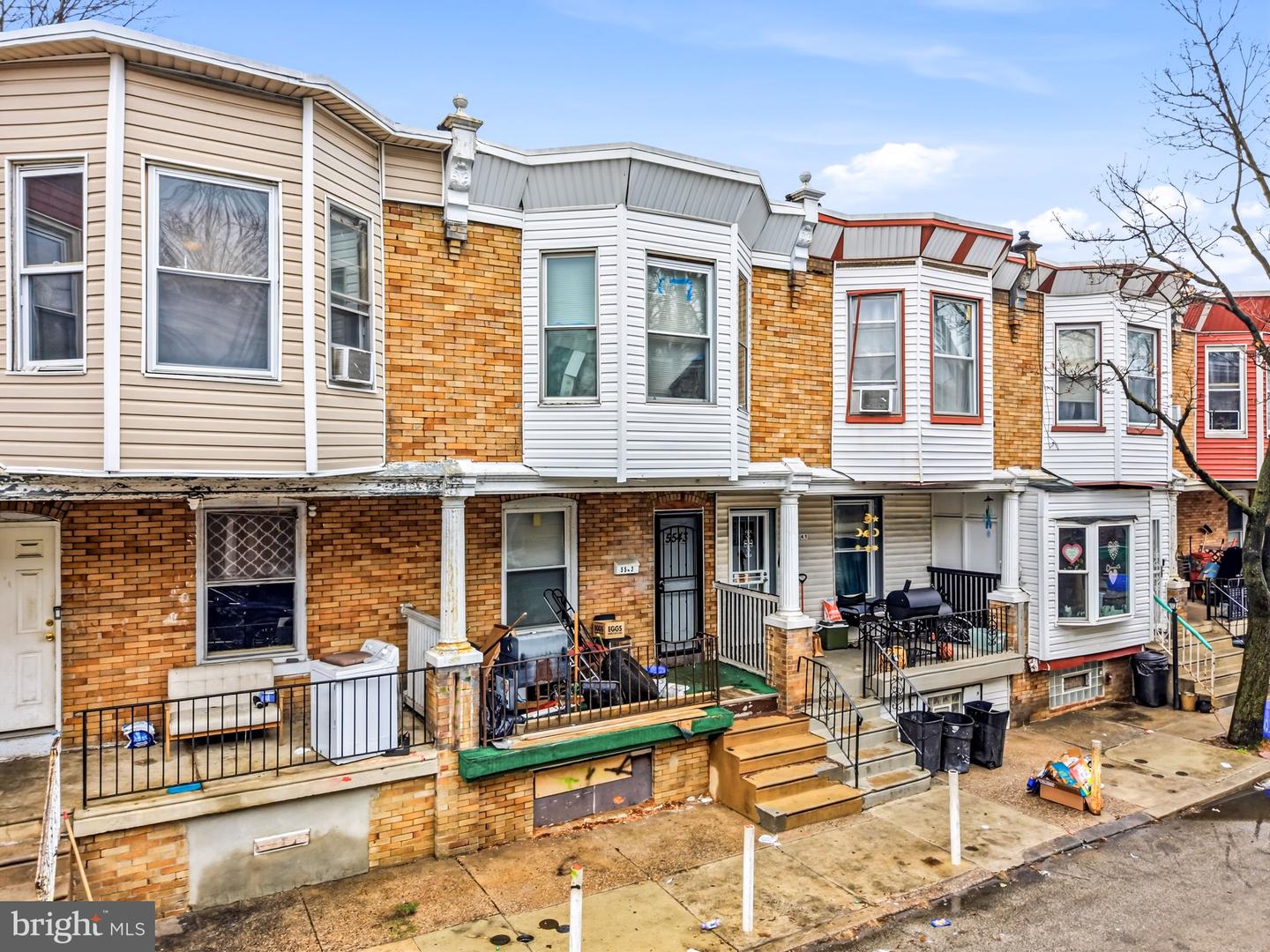 5543 Crowson St Property Photo 1