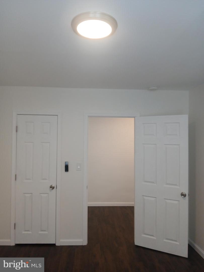 630 E Price St Property Photo 10