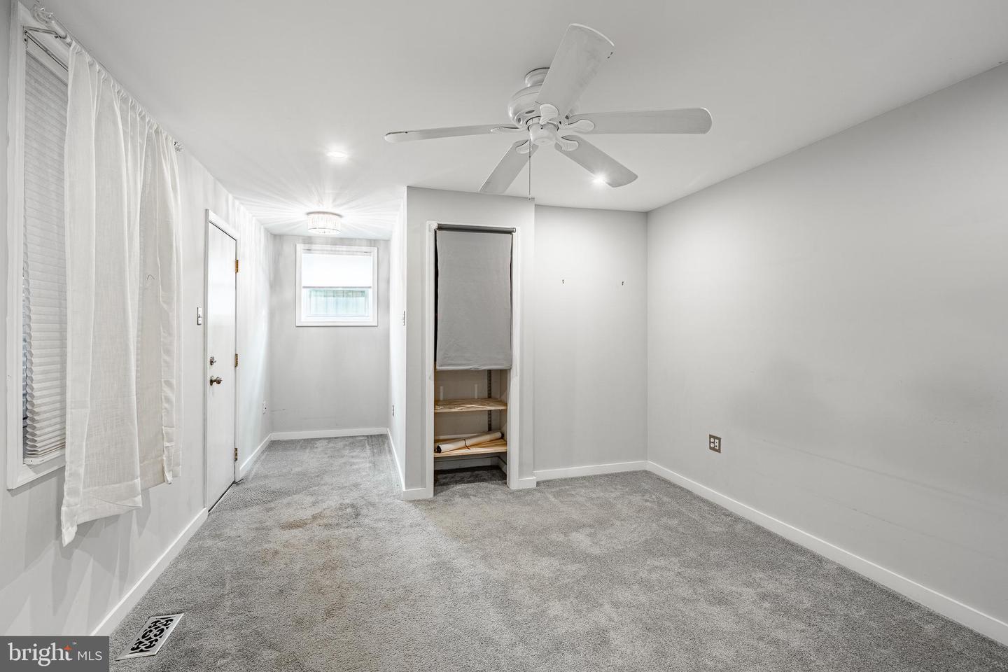 1815-00 Bainbridge St #1 Property Photo 10