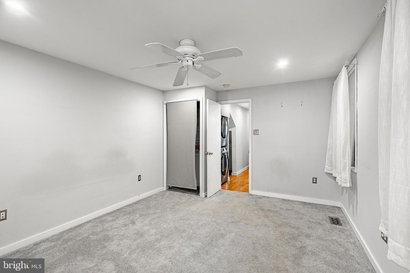 1815-00 Bainbridge St #1 Property Photo 11