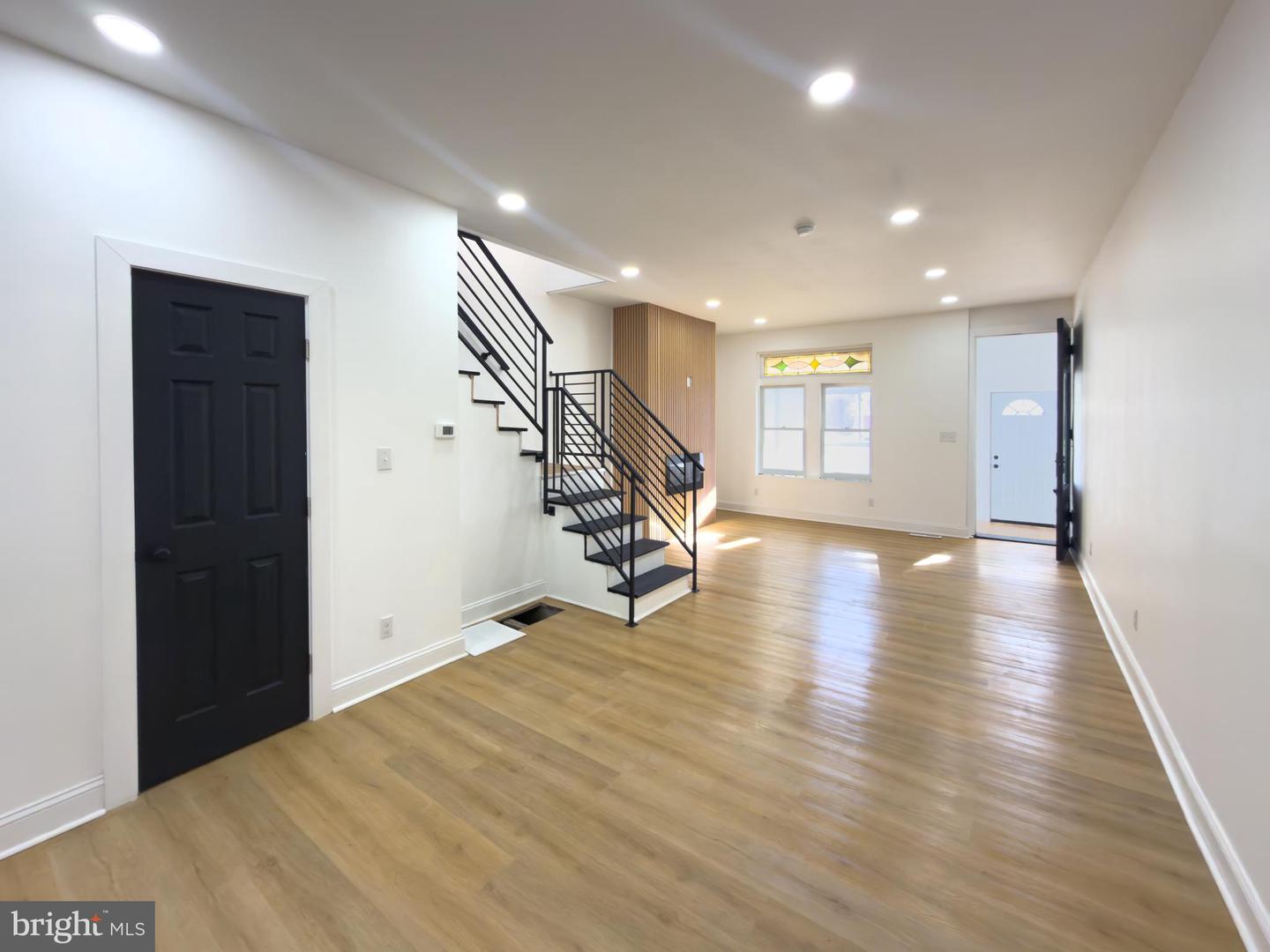 5237 Greenway Ave Property Photo 6