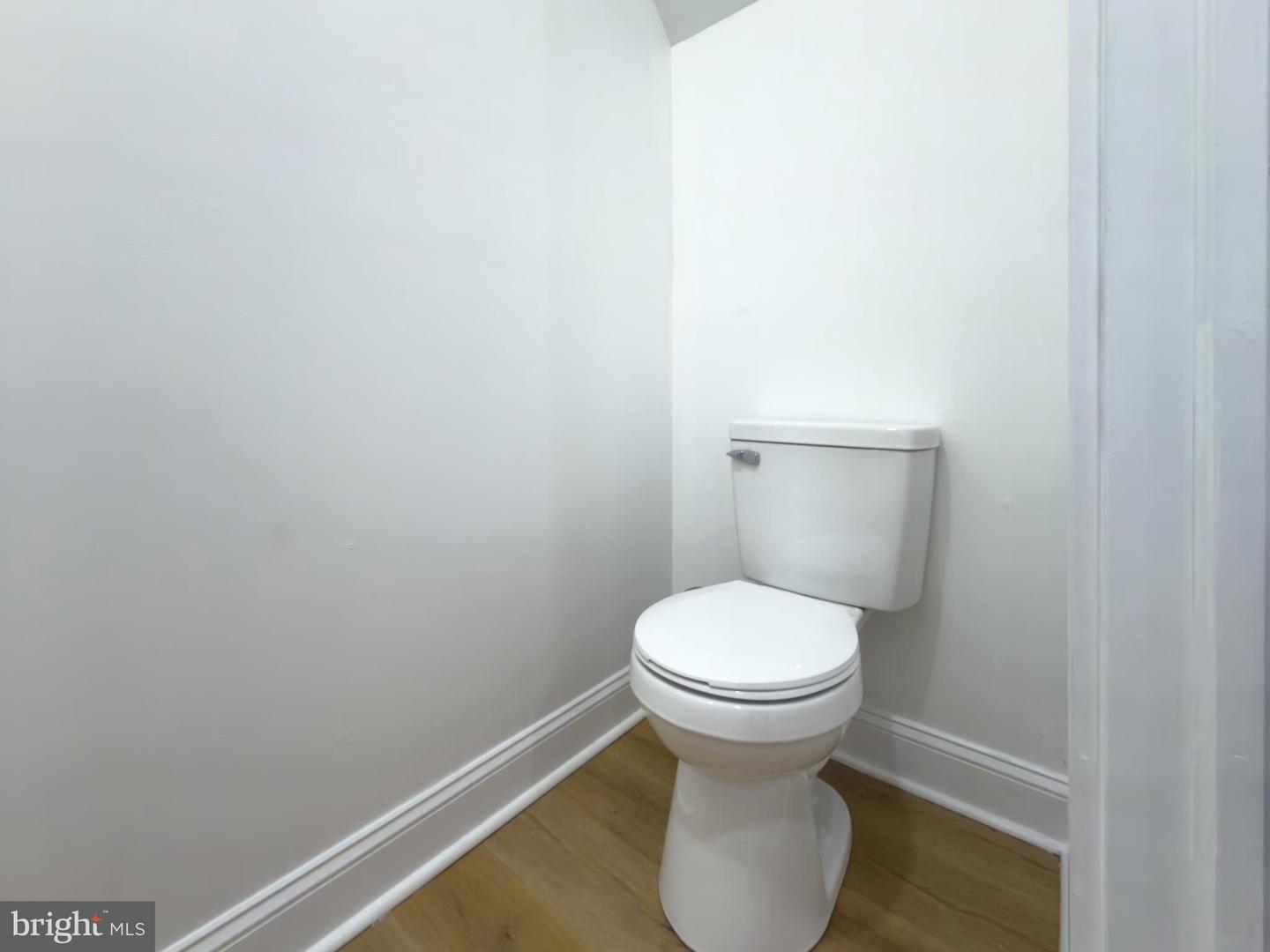 5237 Greenway Ave Property Photo 11
