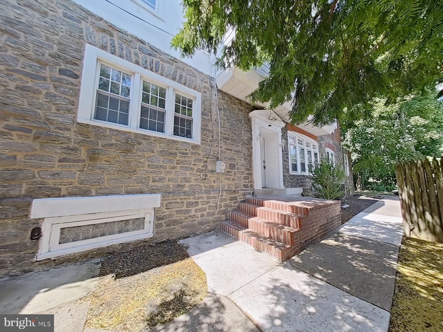 4845 Pulaski Ave Property Photo 40