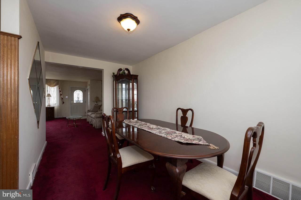 8648 Rugby St Property Photo 19