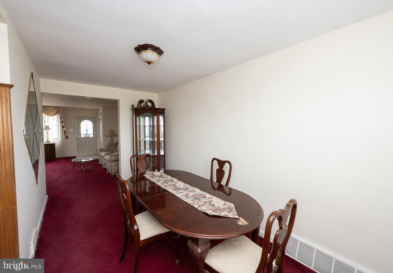 8648 Rugby St Property Photo 20